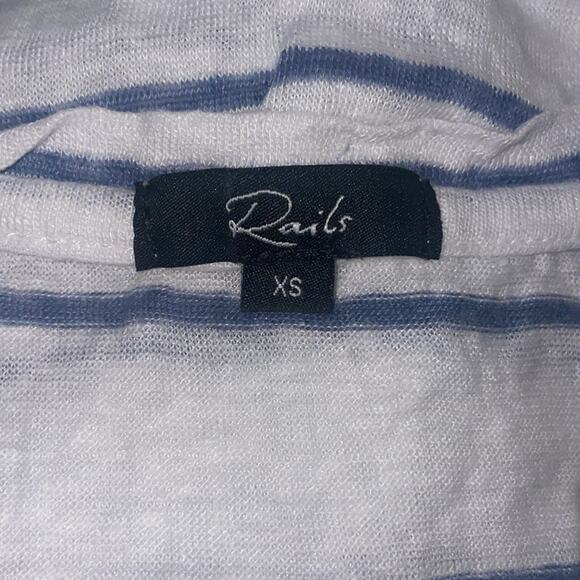 Rails Women’s Sz XS Luna Linen Blend Short Sleeve Shirt in Ocean Stripe - Picture 2 of 4